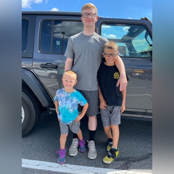 Meet your Posher, Sarah - Picture 4 of 9